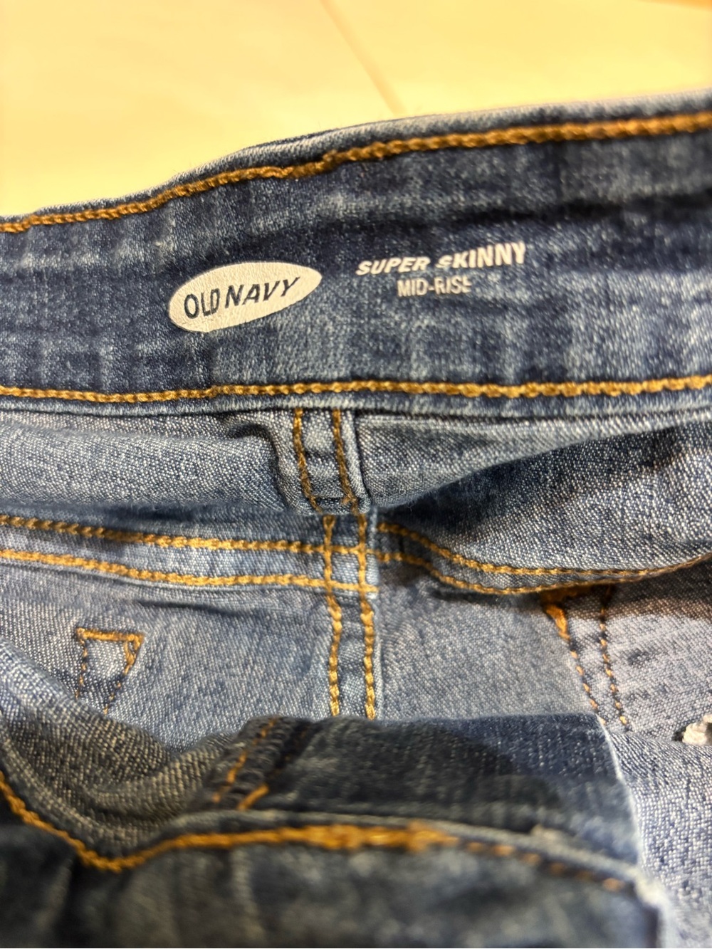 50. Old Navy Women's Skinny Mid Rise Jeans - Dark Blue - Picture 4 of 12